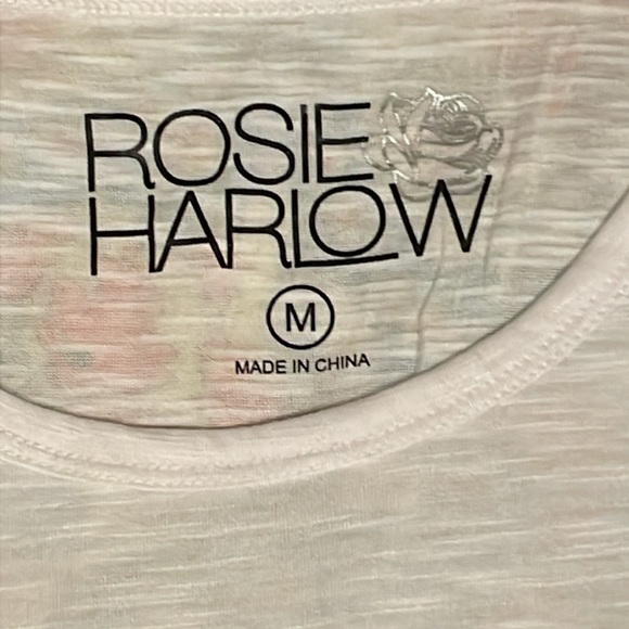 Rosie Harlow Free Hugs Tank Top - Picture 5 of 8